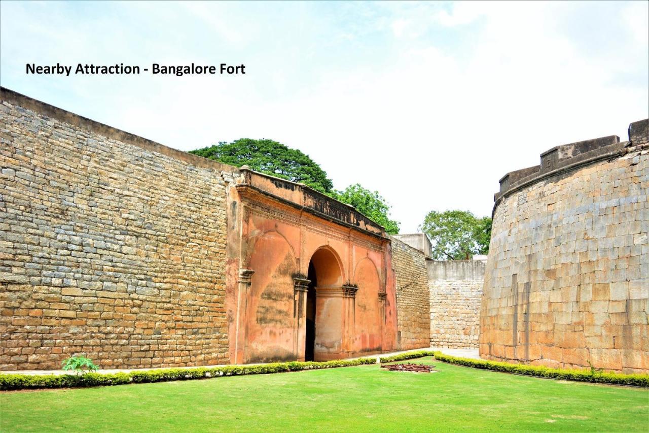 Oyo 25121 Bns Lodge Bangalore Eksteriør bilde