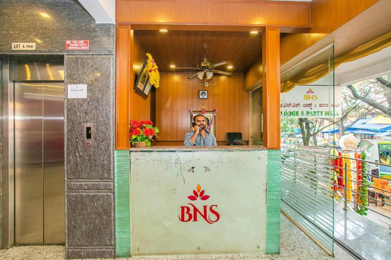 Oyo 25121 Bns Lodge Bangalore Eksteriør bilde
