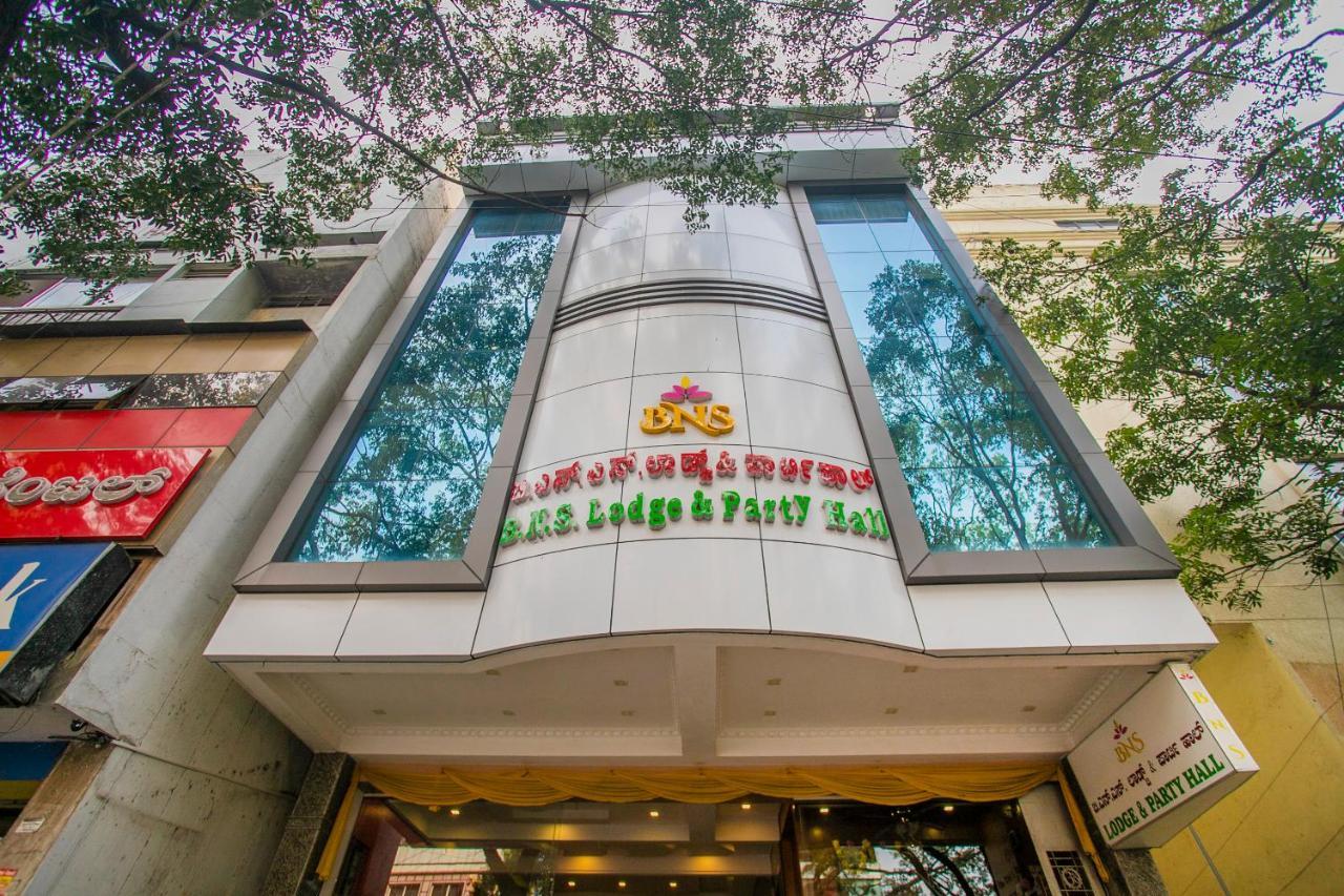 Oyo 25121 Bns Lodge Bangalore Eksteriør bilde